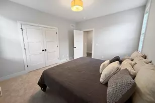 N18W24703 Still River Dr, Pewaukee, WI 54072 - Photo 27