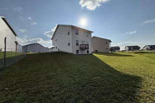 288 Tyler St, Belleville, WI 53716 - Photo 3