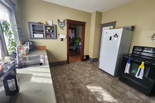 216 Nassau St, Elroy, WI 53929 - Photo 9