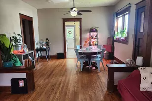 216 Nassau St, Elroy, WI 53929 - Photo 5