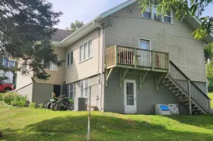 216 Nassau St, Elroy, WI 53929 - Photo 31