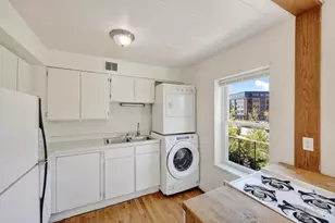 36 Sherman Terrace, Madison, WI 53704 - Photo 13