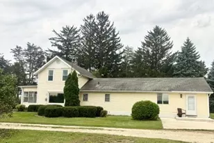 332 Koshkonong Rd, Cambridge, WI 53523 - Photo 3