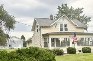 332 Koshkonong Rd, Cambridge, WI 53523 - Photo 1