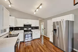 9 Sedona Ct, Madison, WI 53719 - Photo 13