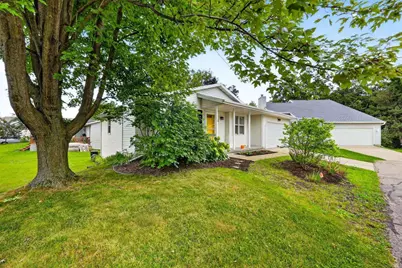 9 Sedona Court, Madison, WI 53719 - Photo 3