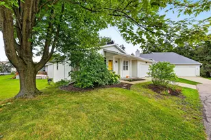 9 Sedona Ct, Madison, WI 53719 - Photo 3