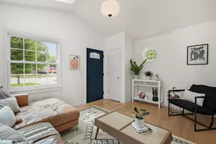 717 N Blackhawk Ave, Madison, WI 53705 - Photo 5