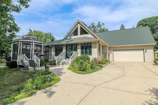 W9056 Ripley Rd, Cambridge, WI 53523 - Photo 1