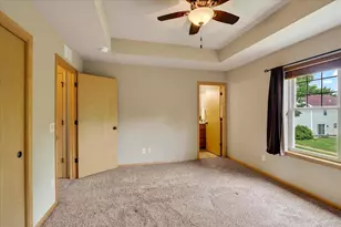 6909 Country Ln, Madison, WI 53719 - Photo 31