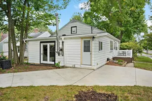 3642 Dennett Dr, Madison, WI 53714 - Photo 39