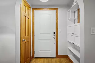 321 Glenway St, Madison, WI 53705 - Photo 11
