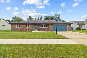 3729 Tripp Rd, Janesville, WI 53548 - Photo 1