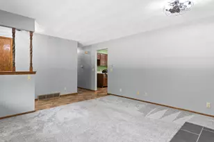 3729 Tripp Rd, Janesville, WI 53548 - Photo 9