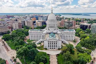 100 Wisconsin Ave, Madison, WI 53703 - Photo 83