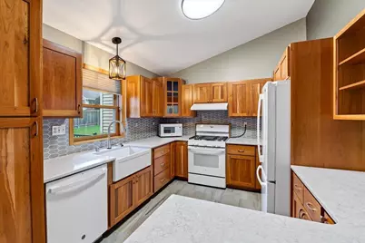 3522 Field Crest Way, Madison, WI 53719 - Photo 5