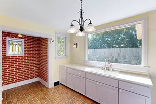 111 E Prospect St, Stoughton, WI 53589 - Photo 7