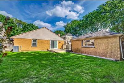 2511 N 91st Street, Wauwatosa, WI 53226 - Photo 33