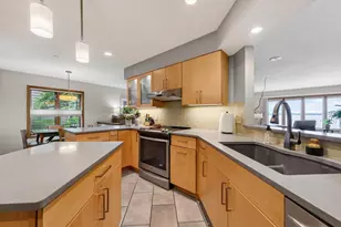 4001 Monona Dr, Monona, WI 53716 - Photo 39