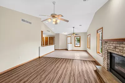 604 Springbrook Circle, DeForest, WI 53532 - Photo 21
