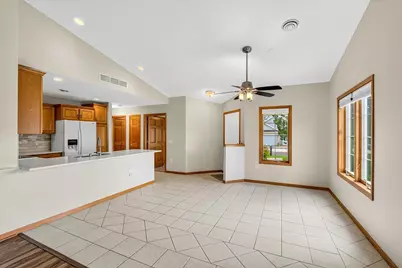 604 Springbrook Circle, DeForest, WI 53532 - Photo 15
