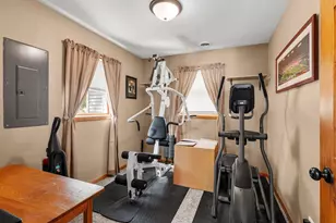 3100 Omro Rd, Oshkosh, WI 54904 - Photo 19