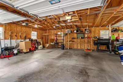 3100 Omro Road, Oshkosh, WI 54904 - Photo 9