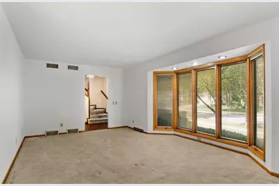 409 Blue Ridge Parkway, Madison, WI 53705 - Photo 5
