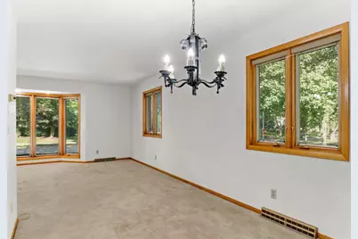 409 Blue Ridge Parkway, Madison, WI 53705 - Photo 7