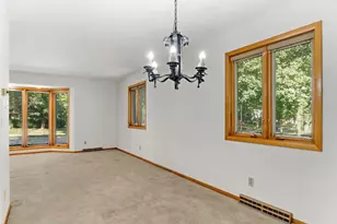 409 Blue Ridge Pkwy, Madison, WI 53705 - Photo 7