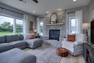 W4654 Pebble Dr, Elkhorn, WI 53121 - Photo 11