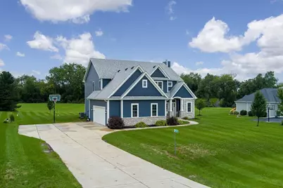 W4654 Pebble Drive, Elkhorn, WI 53121 - Photo 9