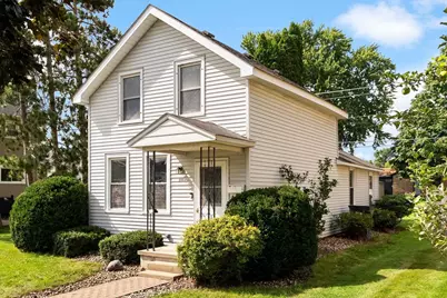 111 E Carroll Street, Portage, WI 53901 - Photo 7