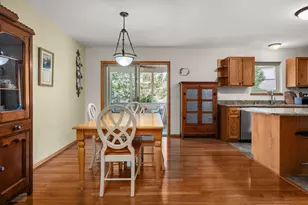 6934 Dominion Dr, Madison, WI 53718 - Photo 7