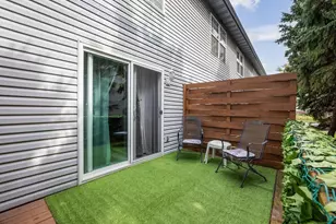 902 N Thompson Dr, Madison, WI 53704 - Photo 23