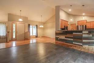 1603 Endl Blvd, Fort Atkinson, WI 53538 - Photo 7