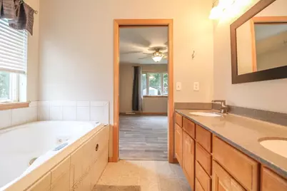 1603 Endl Boulevard, Fort Atkinson, WI 53538 - Photo 21