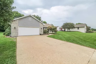1603 Endl Boulevard, Fort Atkinson, WI 53538 - Photo 41