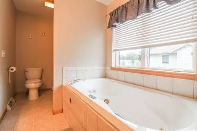 1603 Endl Boulevard, Fort Atkinson, WI 53538 - Photo 19