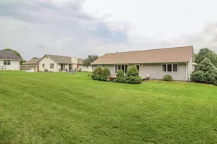 1603 Endl Blvd, Fort Atkinson, WI 53538 - Photo 37