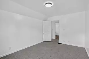 823 Oak St, Beloit, WI 53511 - Photo 35