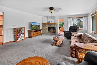 6514 Mendota Avenue, Middleton, WI 53562 - Photo 13