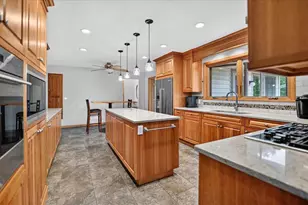 6514 Mendota Ave, Middleton, WI 53562 - Photo 3