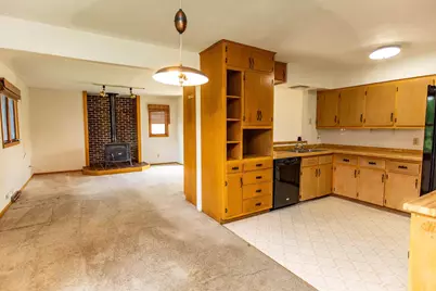 608 W Fountain Street, Ridgeville, WI 53533 - Photo 5