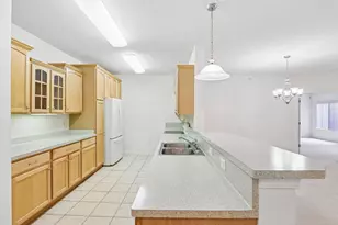 69 Cherokee Cir, Madison, WI 53704 - Photo 5
