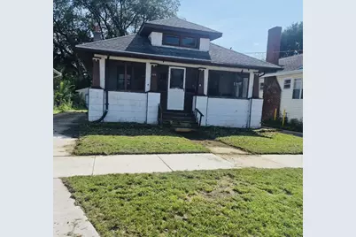 828 Sherman Avenue, Janesville, WI 53545 - Photo 1