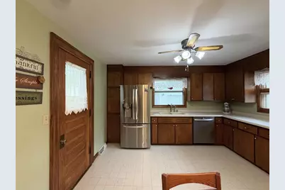 240 W Harrison Street, Columbus, WI 53925 - Photo 41