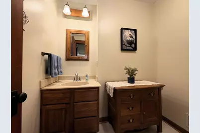 240 W Harrison Street, Columbus, WI 53925 - Photo 85