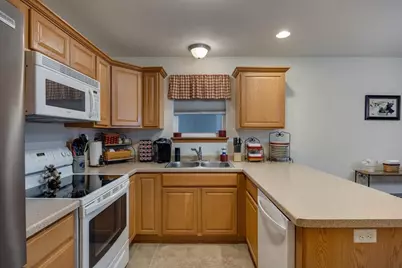 867 Hain Road, Edgerton, WI 53534 - Photo 9