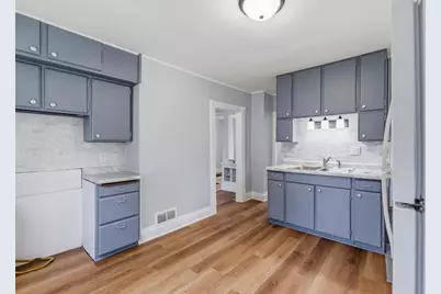 310 W Burnett Street, Beaver Dam, WI 53916 - Photo 5